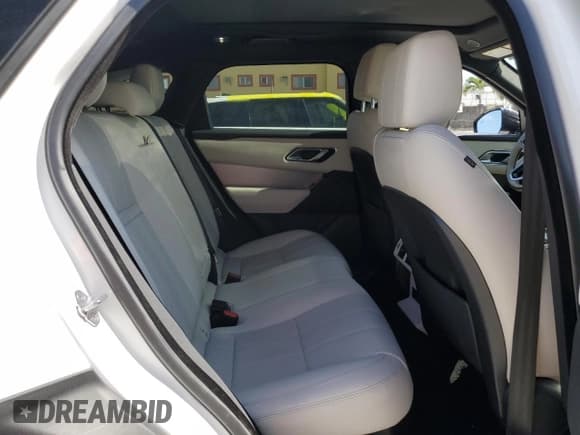 ✅ 2021 Land Rover Range Rover Velar R-Dynamic S • VIN: SALYT2EX4MA326050 • Лот: 66436635. Опубликован ранее на Copart с пробегом 30 532 миль. Бесплатный доступ к архиву аукционных продаж из США и подробный отчёт об истории автомобиля на DreamBid. Изображение 11.