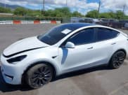 ✅ 2024 Tesla Model Y Performance • VIN: 7SAYGDEF9RF062033 • Lot: 41884522. Wystawiony na IAAI z przebiegiem 15 754 mil. Bezpłatny archiwum sprzedaży aukcyjnych z USA i szczegółowy raport historii pojazdu na DreamBid. Zdjęcie 6.