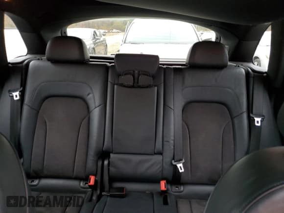 ✅ 2015 Audi SQ5 Premium Plus • VIN: WA1CGAFP8FA145240 • Lot: 89825885. Wystawiony na Copart z przebiegiem 122 431 mil. Bezpłatny archiwum sprzedaży aukcyjnych z USA i szczegółowy raport historii pojazdu na DreamBid. Zdjęcie 10.