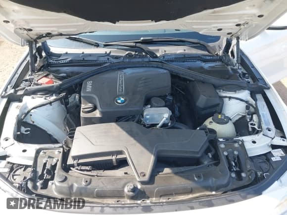 ✅ 2015 BMW 4 Series 428i • VIN: WBA4A9C52FGL86704 • Lot: 42959252. Listed on IAAI with 110,395 mi. Free auction sales archive from the USA and detailed vehicle history report at DreamBid. Image 10.