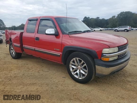 ✅ 2001 Chevrolet Silverado 1500 LS • VIN: 2GCEC19T611339254 • Лот: 89740145. Опубликован ранее на Copart с пробегом 291 463 миль. Бесплатный доступ к архиву аукционных продаж из США и подробный отчёт об истории автомобиля на DreamBid. Изображение 4.