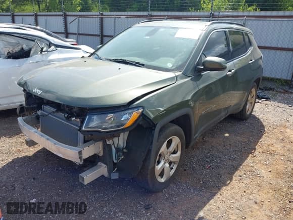 ✅ 2020 Jeep Compass Latitude • VIN: 3C4NJCBBXLT198869 • Lot: 42885397. Listed on IAAI with 163,554 mi. Free auction sales archive from the USA and detailed vehicle history report at DreamBid. Image 18.