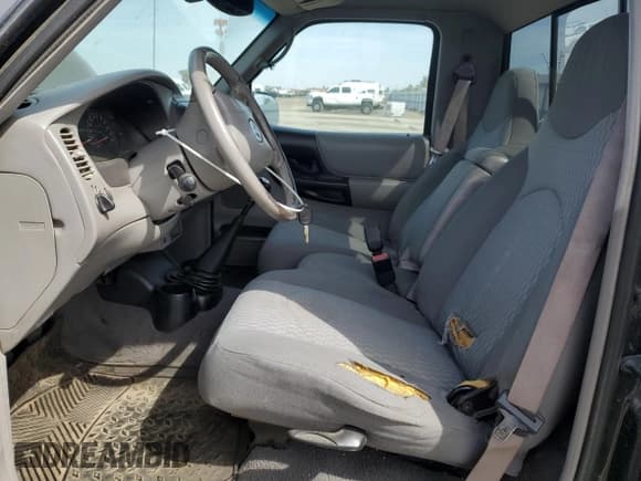 ✅ 2001 Mazda B-Series DS • VIN: 4F4YR12U31TM19708 • Lot: 53108215. Listed on Copart with 220,350 mi. Free auction sales archive from the USA and detailed vehicle history report at DreamBid. Image 7.