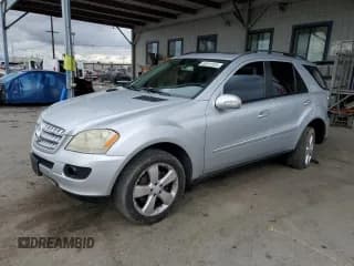 ✅ 2006 Mercedes-Benz M 350 • VIN: 4JGBB86E66A092654 • Lot: 85914335. Listed on Copart with 142,769 mi. Free auction sales archive from the USA and detailed vehicle history report at DreamBid. Image 1.