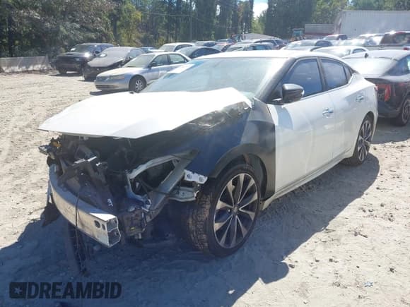 ✅ 2016 Nissan Maxima SR • VIN: 1N4AA6AP0GC379449 • Lot: 43343777. Wystawiony na IAAI z przebiegiem 116 234 mil. Bezpłatny archiwum sprzedaży aukcyjnych z USA i szczegółowy raport historii pojazdu na DreamBid. Zdjęcie 17.