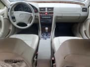 ✅ 1998 Mercedes-Benz C 230/260/280/320 • VIN: WDBHA29G9WA627163 • Lot: 90663845. Listed on Copart with 121,019 mi. Free auction sales archive from the USA and detailed vehicle history report at DreamBid. Image 8.