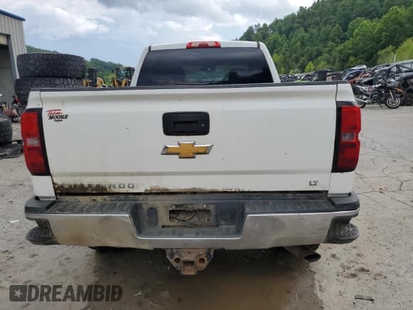 ✅ 2015 Chevrolet Silverado 2500HD LT • VIN: 1GC1KVEG8FF161042 • Lot: 52849325. Wystawiony na Copart z przebiegiem Nie podano. Bezpłatny archiwum sprzedaży aukcyjnych z USA i szczegółowy raport historii pojazdu na DreamBid. Zdjęcie 6.