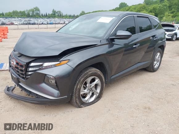 ✅ 2022 Hyundai Tucson SE • VIN: 5NMJACAE0NH031768 • Lot: 42504229. Wystawiony na IAAI z przebiegiem 95 106 mil. Bezpłatny archiwum sprzedaży aukcyjnych z USA i szczegółowy raport historii pojazdu na DreamBid. Zdjęcie 2.