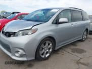 ✅ 2014 Toyota Sienna SE • VIN: 5TDXK3DC4ES491269 • Lot: 42004485. Listed on IAAI with 118,516 mi. Free auction sales archive from the USA and detailed vehicle history report at DreamBid. Image 2.