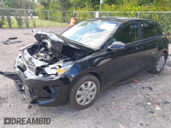 ✅ 2021 Kia Rio S • VIN: 3KPA25AD7ME416556 • Lot: 43536476. Wystawiony na IAAI z przebiegiem 57 662 mil. Bezpłatny archiwum sprzedaży aukcyjnych z USA i szczegółowy raport historii pojazdu na DreamBid. Zdjęcie 2.