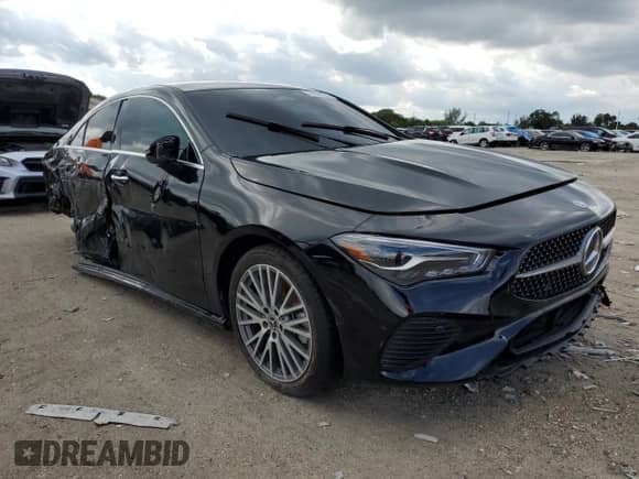 2024 Mercedes-Benz CLA 250 с VIN W1K5J4GB7RN443916, выставлен на аукционе Copart как лот 77956134 с пробегом Не указан миль и Чистый • Clean title. История ставок и продаж доступна на DreamBid. Изображение 4.