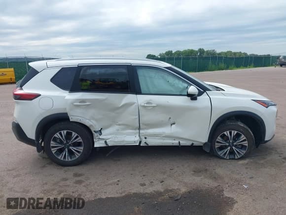 ✅ 2022 Nissan Rogue SV • VIN: JN8BT3BB1NW336863 • Лот: 42582806. Опубликован ранее на IAAI с пробегом 33 768 миль. Бесплатный доступ к архиву аукционных продаж из США и подробный отчёт об истории автомобиля на DreamBid. Изображение 13.