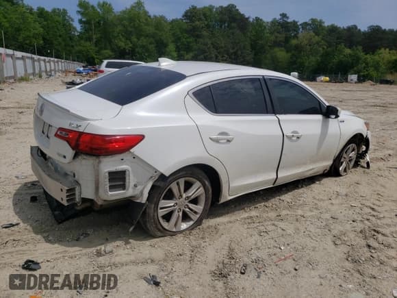 ✅ 2014 Acura ILX Hybrid • VIN: 19VDE3F30EE300179 • Лот: 56495285. Опубликован ранее на Copart с пробегом 81 919 миль. Бесплатный доступ к архиву аукционных продаж из США и подробный отчёт об истории автомобиля на DreamBid. Изображение 3.