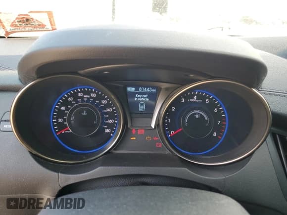 ✅ 2013 Hyundai Genesis Coupe Grand Touring • VIN: KMHHU6KJXDU108894 • Lot: 50418525. Wystawiony na Copart z przebiegiem 81 443 mil. Bezpłatny archiwum sprzedaży aukcyjnych z USA i szczegółowy raport historii pojazdu na DreamBid. Zdjęcie 9.