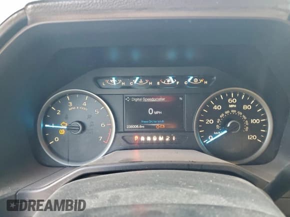 ✅ 2016 Ford F-150 XLT • VIN: 1FTFX1EF2GFA03837 • Lot: 94875685. Listed on Copart with 235,006 mi. Free auction sales archive from the USA and detailed vehicle history report at DreamBid. Image 9.