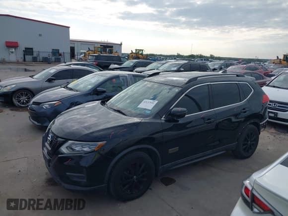 ✅ 2017 Nissan Rogue SV • VIN: 5N1AT2MT7HC770391 • Lot: 43137531. Listed on IAAI with 153,376 mi. Free auction sales archive from the USA and detailed vehicle history report at DreamBid. Image 15.