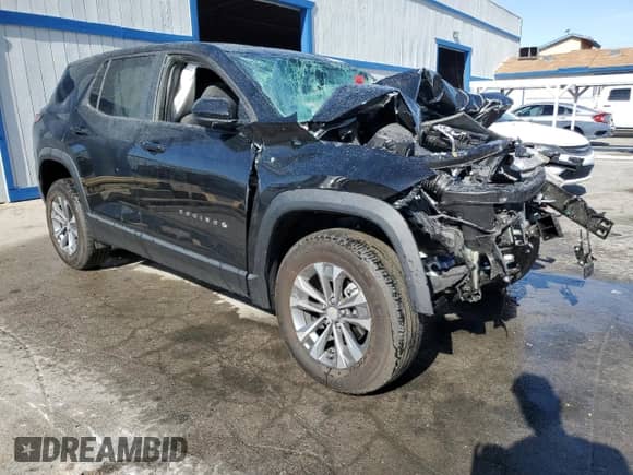 2025 Chevrolet Equinox AWD LT z VIN 3GNAXPEG8SL286305, wystawiony jako Copart lot #54156665 z przebiegiem Nie podano mil oraz Szkoda całkowita • Salvage title. Historia ofert i sprzedaży dostępna na DreamBid. Obrazek 4.