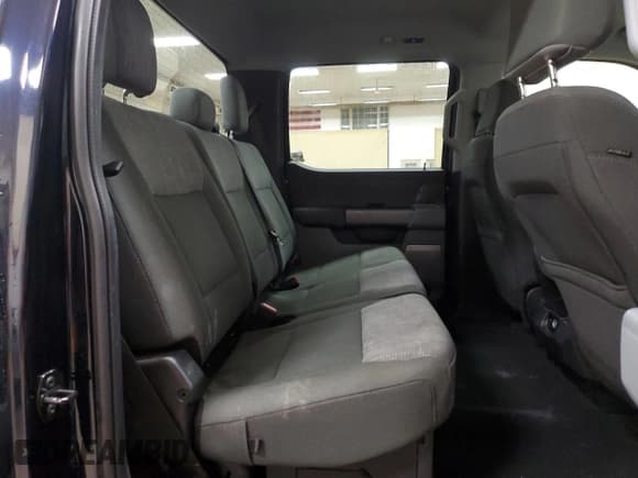 ✅ 2023 Ford F-250 XLT • VIN: 1FT7W2BT0PEC47547 • Lot: 91528035. Wystawiony na Copart z przebiegiem 48 046 mil. Bezpłatny archiwum sprzedaży aukcyjnych z USA i szczegółowy raport historii pojazdu na DreamBid. Zdjęcie 10.