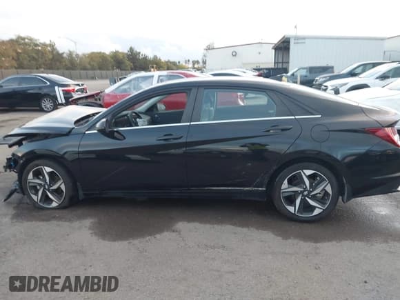 ✅ 2023 Hyundai Elantra Limited • VIN: KMHLN4AJ6PU038246 • Lot: 43738627. Listed on IAAI with 48,293 mi. Free auction sales archive from the USA and detailed vehicle history report at DreamBid. Image 14.