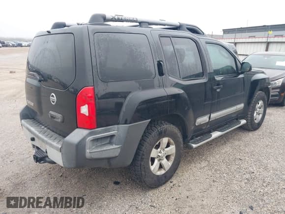 ✅ 2011 Nissan Xterra X • VIN: 5N1AN0NU3BC510230 • Lot: 43859869. Listed on IAAI with 188,023 mi. Free auction sales archive from the USA and detailed vehicle history report at DreamBid. Image 4.