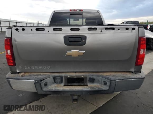 ✅ 2009 Chevrolet Silverado 1500 LT • VIN: 2GCEC29J891108050 • Lot: 92852615. Listed on Copart with 319,154 mi. Free auction sales archive from the USA and detailed vehicle history report at DreamBid. Image 6.