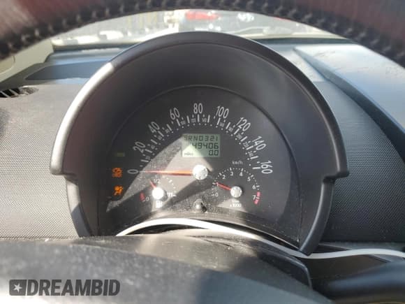 ✅ 2002 Volkswagen Beetle GLS • VIN: 3VWCD21C72M435729 • Lot: 84743315. Listed on Copart with 49,406 mi. Free auction sales archive from the USA and detailed vehicle history report at DreamBid. Image 9.