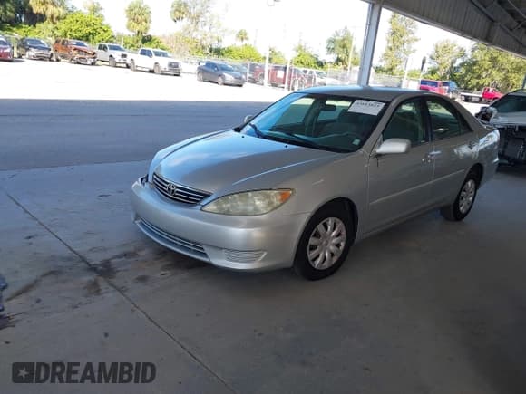✅ 2005 Toyota Camry LE • VIN: 4T1BE32K25U622539 • Lot: 43613023. Listed on IAAI with 245,399 mi. Free auction sales archive from the USA and detailed vehicle history report at DreamBid. Image 2.