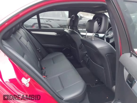 ✅ 2008 Mercedes-Benz C 300 Sport • VIN: WDDGF81X98F094353 • Lot: 43907108. Listed on IAAI with 135,963 mi. Free auction sales archive from the USA and detailed vehicle history report at DreamBid. Image 8.