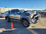 ✅ 2018 Toyota Tacoma TRD Off Road • VIN: 5TFCZ5AN8JX143104 • Лот: 86816755. Опубликован ранее на Copart с пробегом 107 690 миль. Бесплатный доступ к архиву аукционных продаж из США и подробный отчёт об истории автомобиля на DreamBid. Изображение 4.