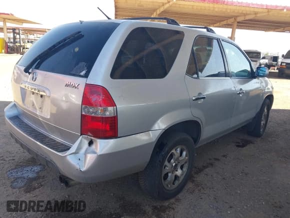 ✅ 2001 Acura MDX Touring • VIN: 2HNYD18821H506332 • Lot: 42433975. Listed on IAAI with 326,687 mi. Free auction sales archive from the USA and detailed vehicle history report at DreamBid. Image 4.