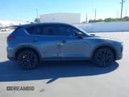 ✅ 2023 Mazda CX-5 S Preferred • VIN: JM3KFBCM4P0289418 • Lot: 43404635. Wystawiony na IAAI z przebiegiem 42 300 mil. Bezpłatny archiwum sprzedaży aukcyjnych z USA i szczegółowy raport historii pojazdu na DreamBid. Zdjęcie 13.
