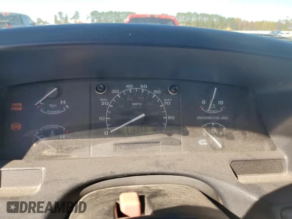 ✅ 1996 Ford F-150 • VIN: 2FTEF15Y4TCA74799 • Lot: 91000295. Wystawiony na Copart z przebiegiem 231 605 mil. Bezpłatny archiwum sprzedaży aukcyjnych z USA i szczegółowy raport historii pojazdu na DreamBid. Zdjęcie 9.