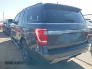 ✅ 2019 Ford Expedition XLT • VIN: 1FMJU1JT2KEA81611 • Lot: 43109314. Wystawiony na IAAI z przebiegiem 54 762 mil. Bezpłatny archiwum sprzedaży aukcyjnych z USA i szczegółowy raport historii pojazdu na DreamBid. Zdjęcie 3.