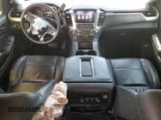 ✅ 2016 Chevrolet Suburban LT • VIN: 1GNSCHKC7GR303120 • Lot: 55525714. Wystawiony na Copart z przebiegiem 176 862 mil. Bezpłatny archiwum sprzedaży aukcyjnych z USA i szczegółowy raport historii pojazdu na DreamBid. Zdjęcie 8.