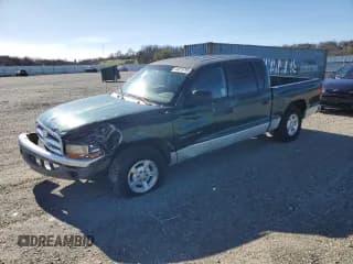 ✅ 2001 Dodge Dakota Sport • VIN: 1B7GL2AX31S212099 • Lot: 44619795. Wystawiony na Copart z przebiegiem 225 761 mil. Bezpłatny archiwum sprzedaży aukcyjnych z USA i szczegółowy raport historii pojazdu na DreamBid. Zdjęcie 1.