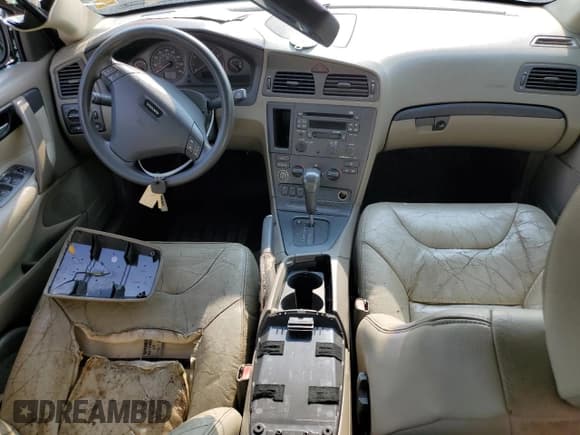 ✅ 2002 Volvo S60 • VIN: YV1RS61R522139334 • Лот: 66400194. Опубликован ранее на Copart с пробегом Не указан. Бесплатный доступ к архиву аукционных продаж из США и подробный отчёт об истории автомобиля на DreamBid. Изображение 8.