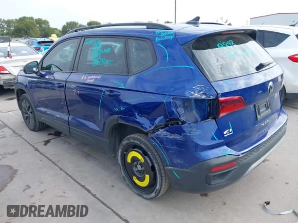 ✅ 2022 Volkswagen Taos S • VIN: 3VVCX7B2XNM049101 • Lot: 43172201. Listed on IAAI with 60,449 mi. Free auction sales archive from the USA and detailed vehicle history report at DreamBid. Image 3.
