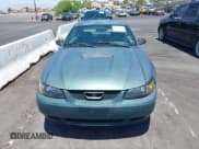 ✅ 2001 Ford Mustang Standard • VIN: 1FAFP404X1F217978 • Lot: 42569548. Wystawiony na IAAI z przebiegiem 199 730 mil. Bezpłatny archiwum sprzedaży aukcyjnych z USA i szczegółowy raport historii pojazdu na DreamBid. Zdjęcie 6.