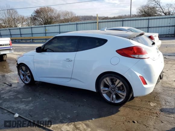 ✅ 2012 Hyundai Veloster w/Red Int • VIN: KMHTC6AD6CU064822 • Lot: 82311244. Wystawiony na Copart z przebiegiem 175 989 mil. Bezpłatny archiwum sprzedaży aukcyjnych z USA i szczegółowy raport historii pojazdu na DreamBid. Zdjęcie 2.