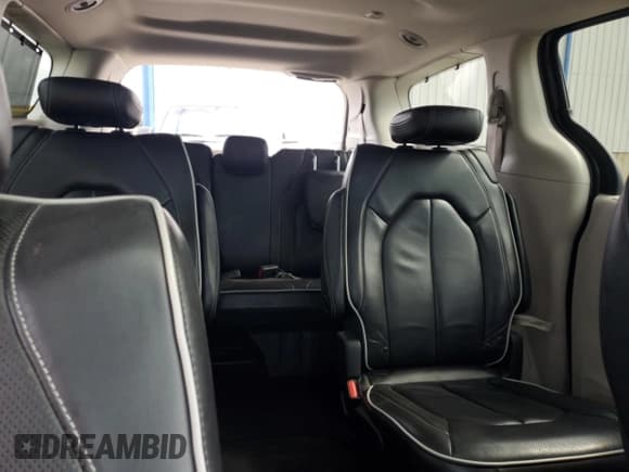 ✅ 2022 Chrysler Pacifica Limited • VIN: 2C4RC1GG7NR124058 • Лот: 67666245. Опубликован ранее на Copart с пробегом Не указан. Бесплатный доступ к архиву аукционных продаж из США и подробный отчёт об истории автомобиля на DreamBid. Изображение 10.