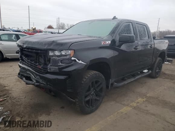 ✅ 2021 Chevrolet Silverado 1500 LT Trail Boss • VIN: 1GCPYFED4MZ436826 • Lot: 92230225. Wystawiony na Copart z przebiegiem 73 713 mil. Bezpłatny archiwum sprzedaży aukcyjnych z USA i szczegółowy raport historii pojazdu na DreamBid. Zdjęcie 1.