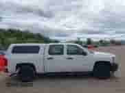 2009 Chevrolet Silverado 1500 LS z VIN 3GCEK13C29G225315, wystawiony jako IAAI lot #43074424 z przebiegiem 164 601 mil mil oraz . Historia ofert i sprzedaży dostępna na DreamBid. Obrazek 13.