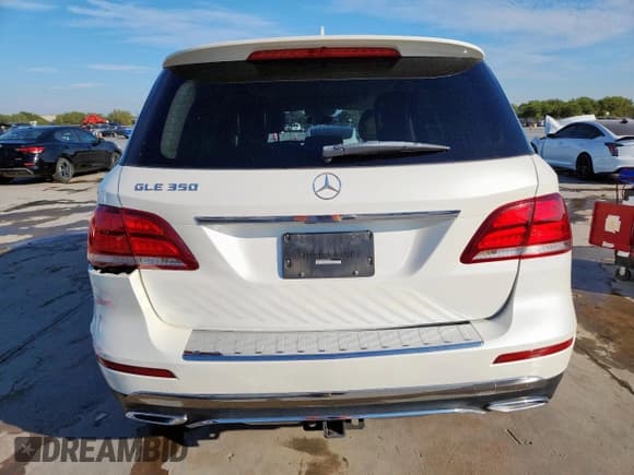 ✅ 2018 Mercedes-Benz GLE 350 • VIN: 4JGDA5JB5JB182226 • Lot: 85552765. Listed on Copart with Not provided. Free auction sales archive from the USA and detailed vehicle history report at DreamBid. Image 6.