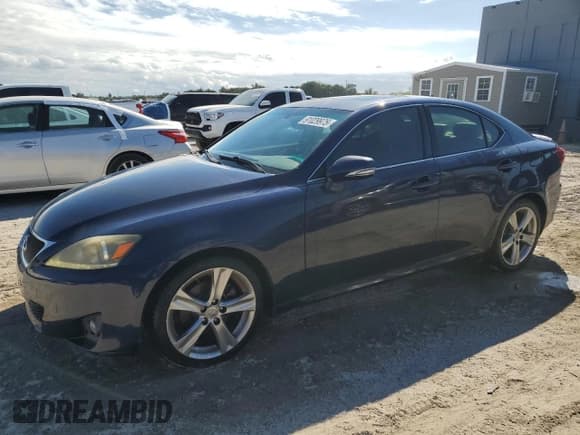 ✅ 2011 Lexus IS 250 • VIN: JTHBF5C29B5139548 • Lot: 91029975. Listed on Copart with 135,531 mi. Free auction sales archive from the USA and detailed vehicle history report at DreamBid. Image 1.