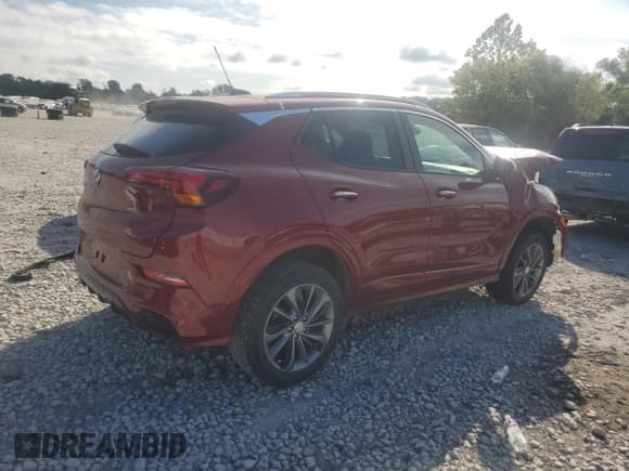 ✅ 2022 Buick Encore GX Select • VIN: KL4MMDSLXNB015499 • Lot: 69651885. Listed on Copart with 30,055 mi. Free auction sales archive from the USA and detailed vehicle history report at DreamBid. Image 3.