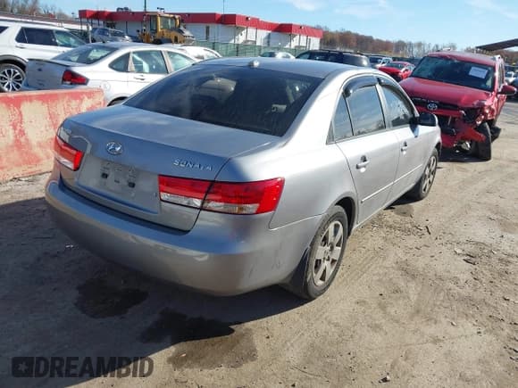 ✅ 2008 Hyundai Sonata GLS • VIN: 5NPET46C28H312468 • Лот: 43710907. Опубликован ранее на IAAI с пробегом 118 582 миль. Бесплатный доступ к архиву аукционных продаж из США и подробный отчёт об истории автомобиля на DreamBid. Изображение 4.