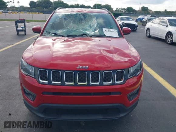 ✅ 2020 Jeep Compass Latitude • VIN: 3C4NJCBB2LT154879 • Lot: 42440693. Listed on IAAI with 67,762 mi. Free auction sales archive from the USA and detailed vehicle history report at DreamBid. Image 12.