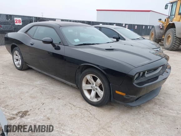 ✅ 2012 Dodge Challenger SXT Plus • VIN: 2C3CDYAG6CH206567 • Lot: 41540191. Wystawiony na IAAI z przebiegiem 141 533 mil. Bezpłatny archiwum sprzedaży aukcyjnych z USA i szczegółowy raport historii pojazdu na DreamBid. Zdjęcie 1.