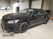 ✅ 2017 Volkswagen Passat S • VIN: 1VWAT7A37HC002915 • Лот: 91670495. Опубликован ранее на Copart с пробегом 70 639 миль. Бесплатный доступ к архиву аукционных продаж из США и подробный отчёт об истории автомобиля на DreamBid. Изображение 1.