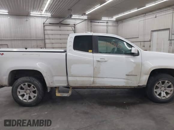 2020 Chevrolet Colorado 4WD LT z VIN 1GCHTCEA7L1180802, wystawiony jako IAAI lot #41488428 z przebiegiem 94 430 mil mil oraz . Historia ofert i sprzedaży dostępna na DreamBid. Obrazek 14.